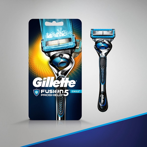 Gillette Fusion5 Proshield Razor 1 + 1 Blade Chill Blue